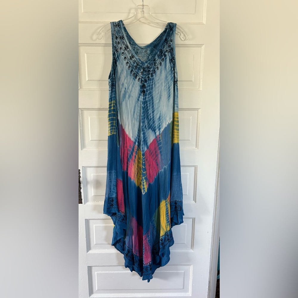 Multicolor Boho Gauze Embroidered Shark Tooth Dress. Size Large
